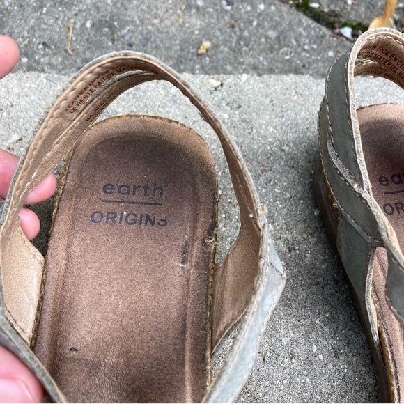 Earthshoe sandals, grey, pointy - Picture 8 of 9